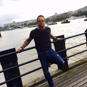 Meet your Posher, Marc